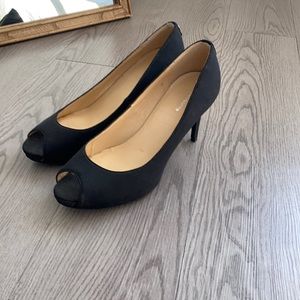 Liz Claiborne pumps